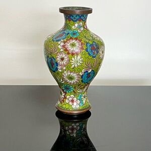 Antique Chinese Cloisonné Green enamel vase with flaws AS IS